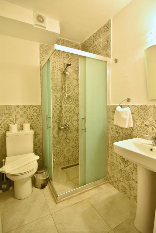 Standart Oda, Havuz Manzaralı (3 Kişilik, Balkonlu)