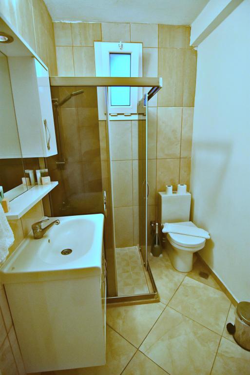 Aile Odası, Bahçe Manzaralı (Balkonsuz)