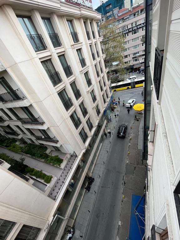 Family Room, City View