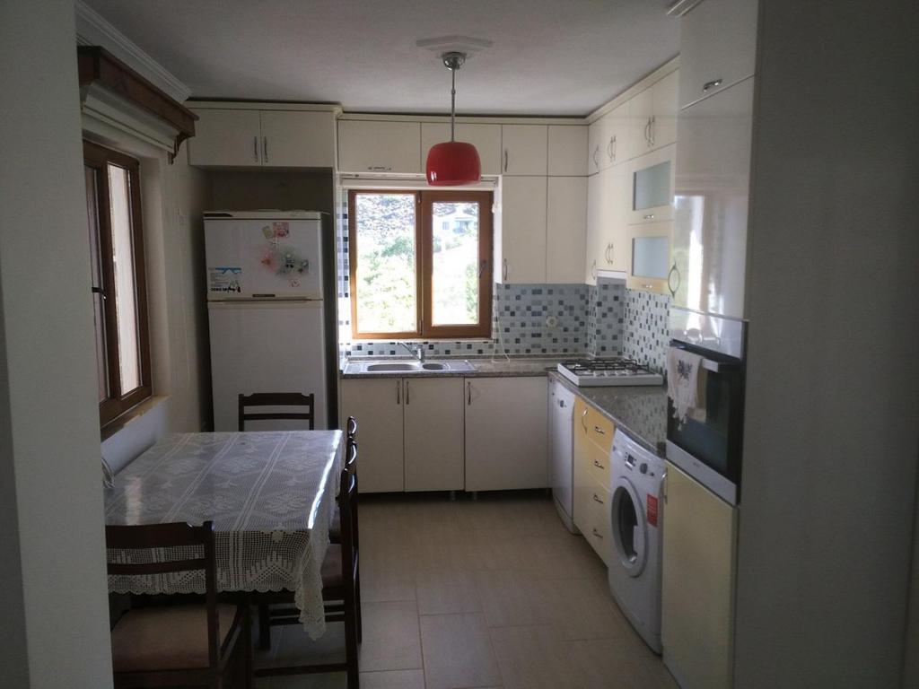 Daire,bahçe Manzaralı,2. Kat