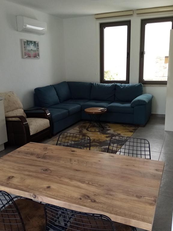 Daire Bahçe Katı Oda, Bahçe Manzaralı