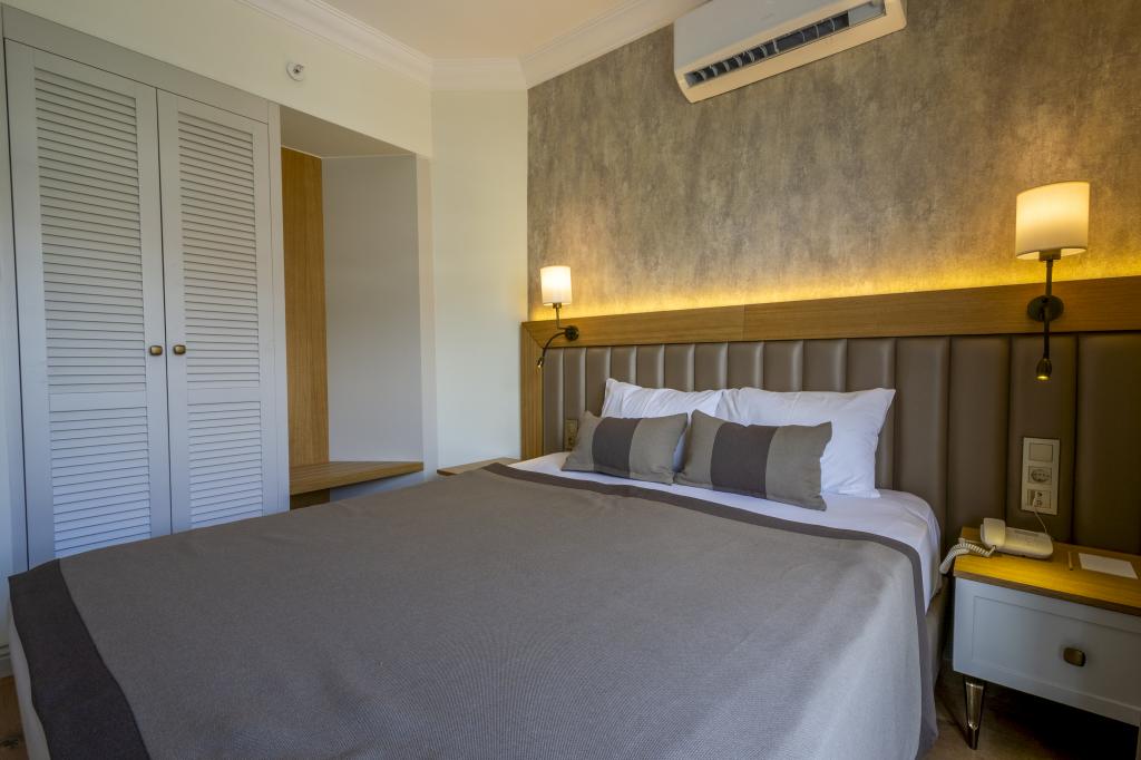 Standart Oda, Şehir Manzaralı