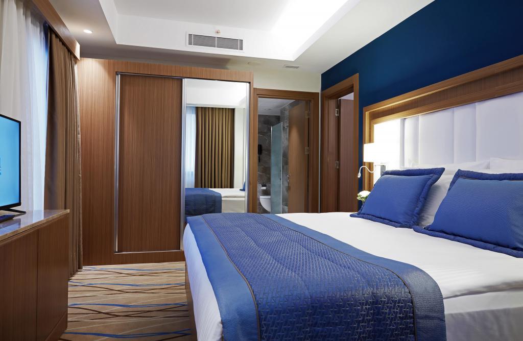 King Suit Oda, Şehir Manzaralı