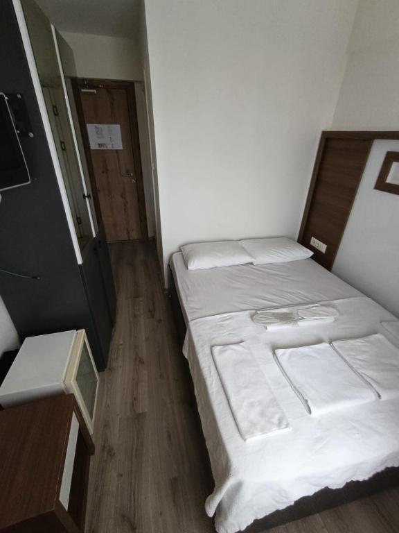 Economy Room (Balcony)