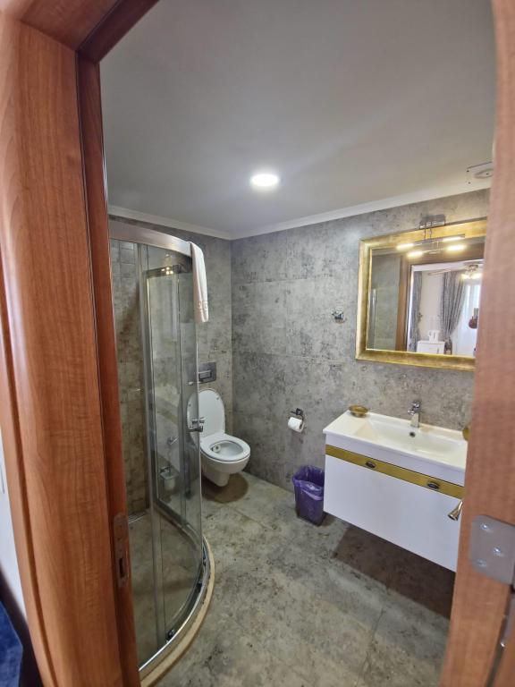 Aile Odası,Manzarasız,Balkonsuz