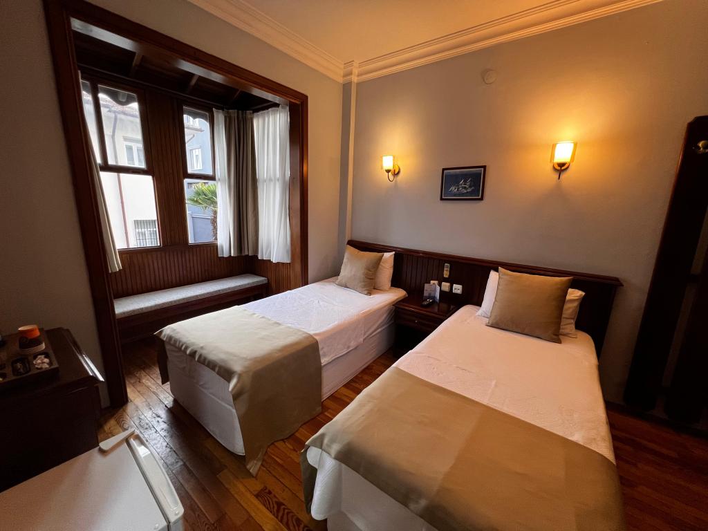 Standart Oda, Şehir Manzaralı