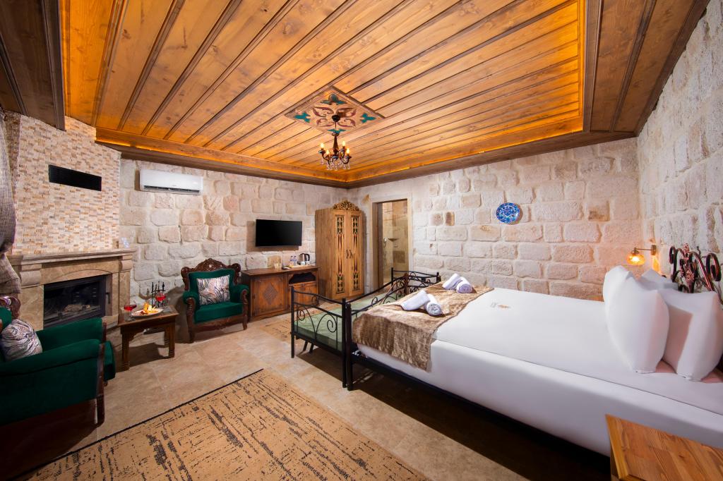 Deluxe Room, Courtyard View