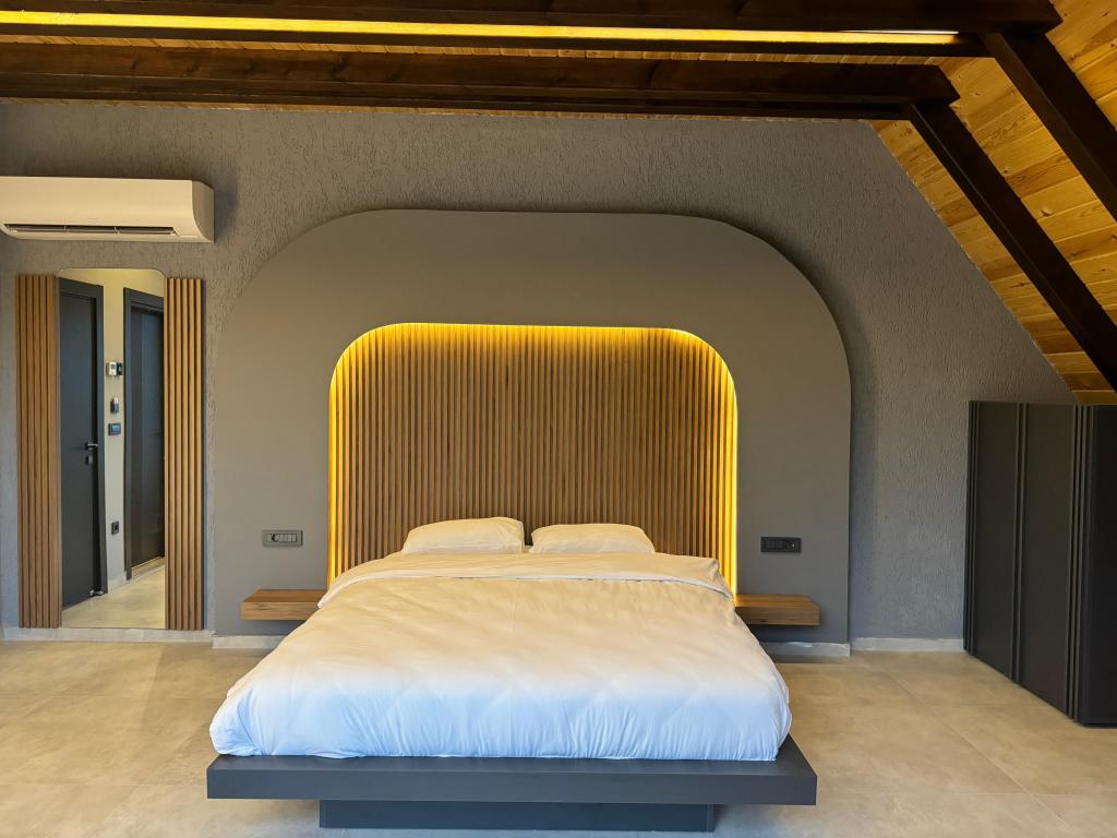 Suit Oda, Orman Manzaralı
