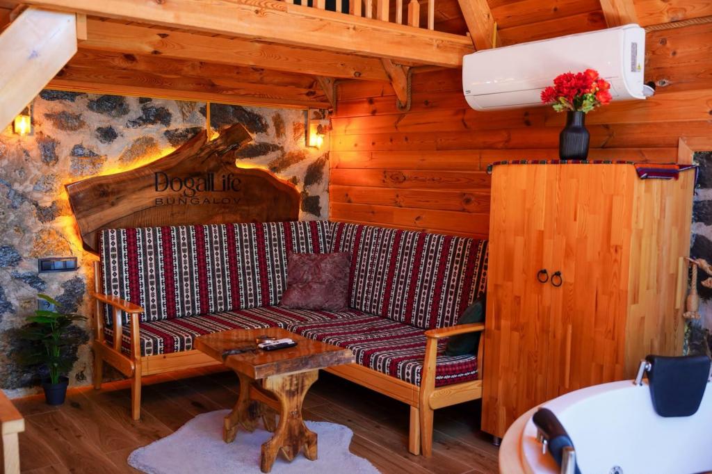 Bungalow - Çift Kişilik,Doğa Manzaralı,Jakuzili