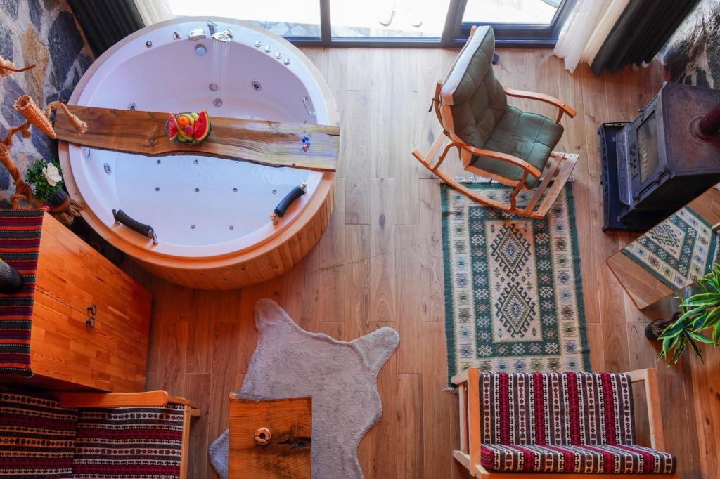 Bungalow - Çift Kişilik,Doğa Manzaralı,Jakuzili