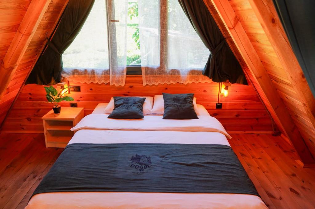 Bungalow - Çift Kişilik,Doğa Manzaralı,Jakuzili
