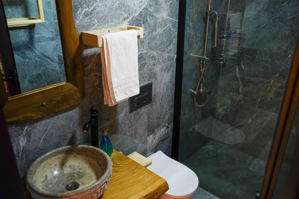 Bungalow 3 Kişilik Oda,Doğa Manzaralı,Jakuzili