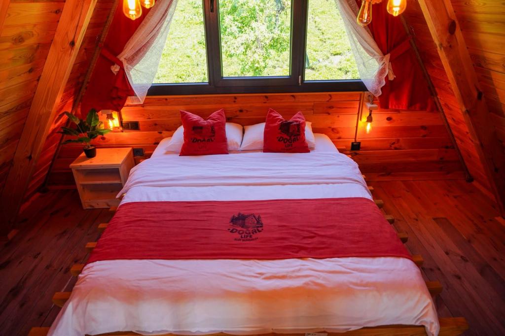 Bungalow 4 Kişilik Oda,Doğa Manzaralı,Jakuzili