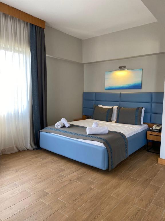 Standard Room, Mountain View (Balcony)