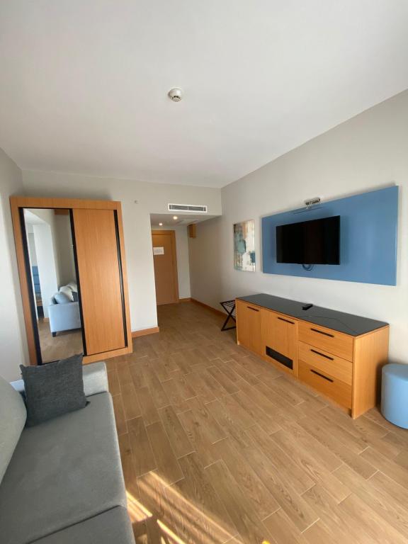 Suite,Kara Manzaralı,1. Kat