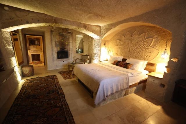 Deluxe Cave Suit Oda, Bahçe Manzaralı