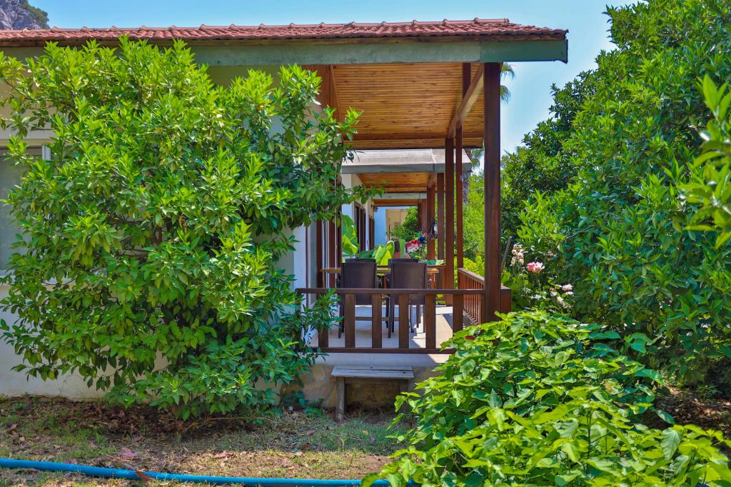 Apartment,Bahçe Manzaralı
