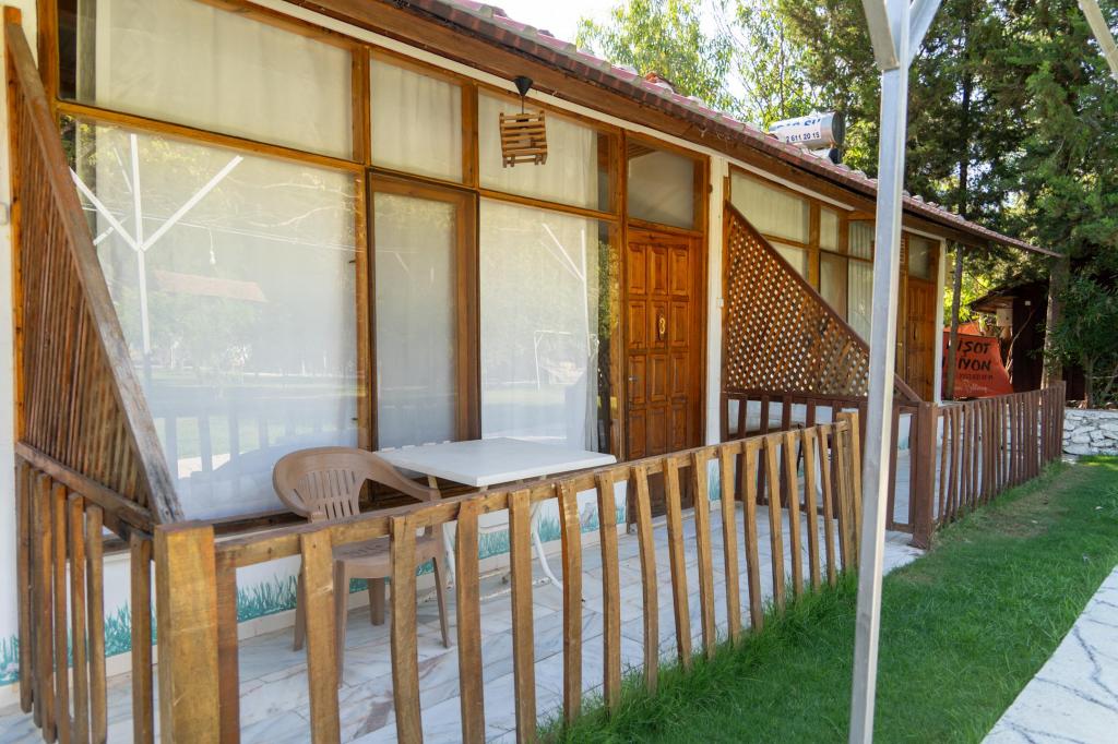 Aile Odası,Bahçe Manzaralı