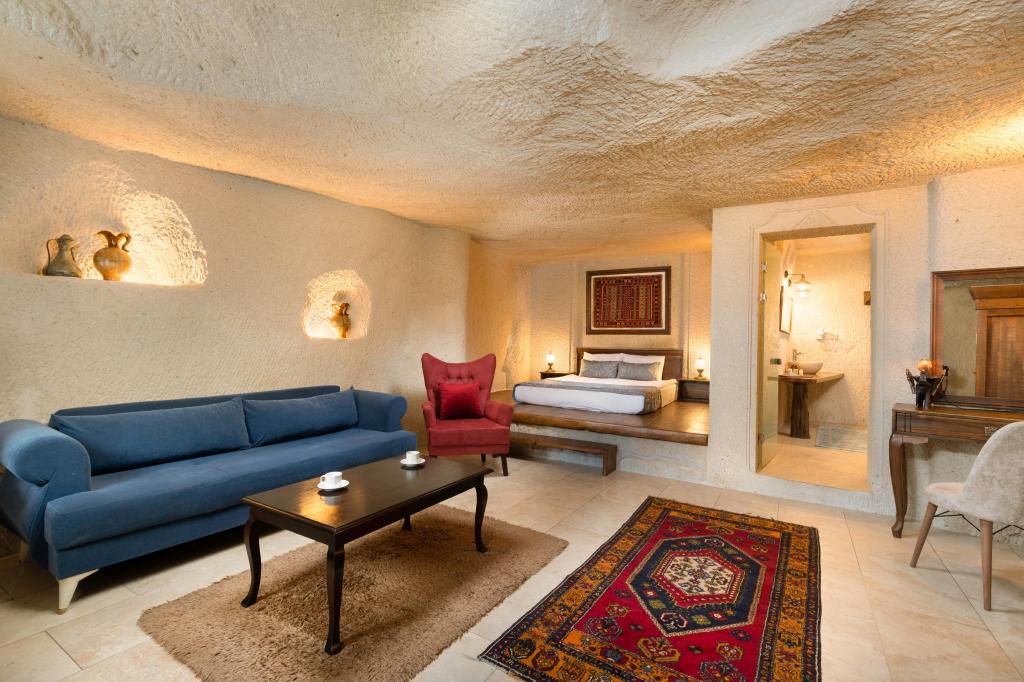 Junior Cave Suite Ground Floor Room, Viewless