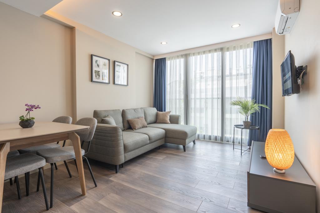Apart Apartment, Street View (Without Balcony)