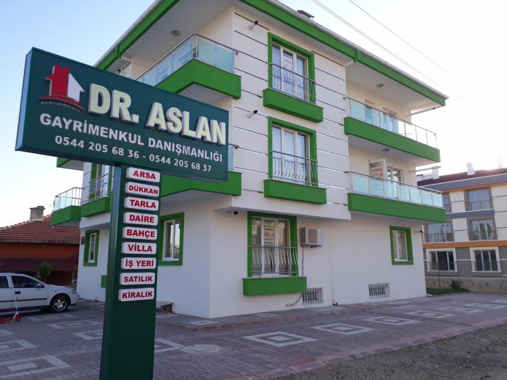 Dr. Aslan Aile Apartı