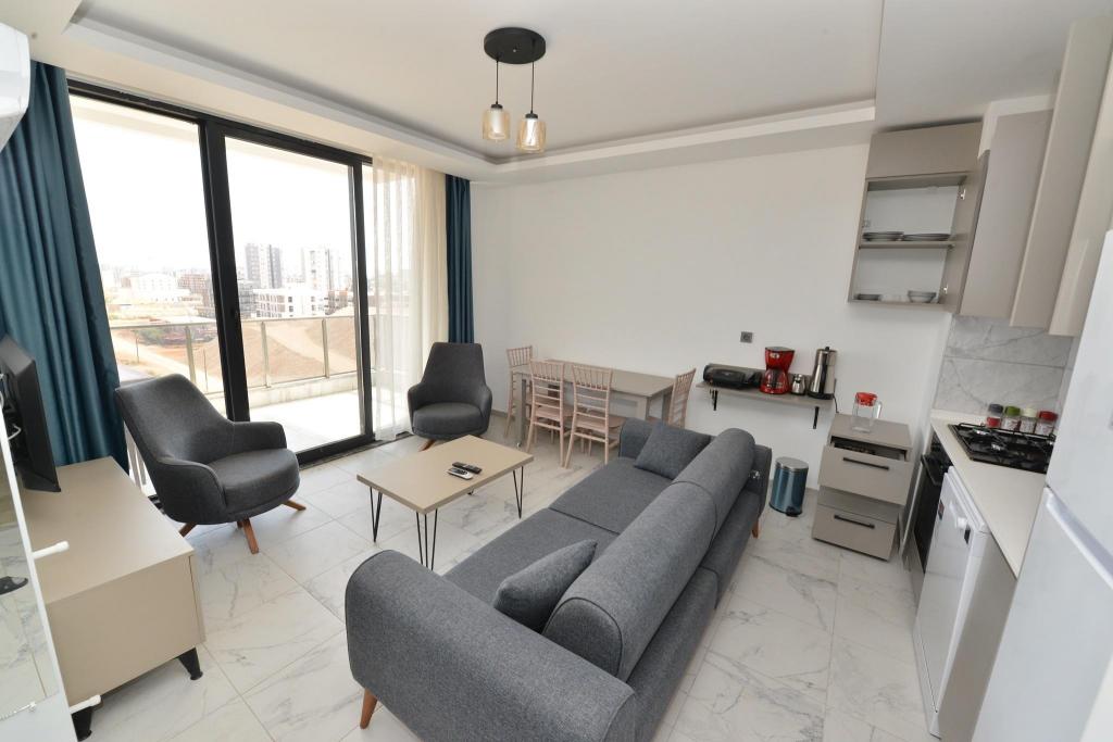 Apart Daire, Deniz Manzaralı (Balkonlu)