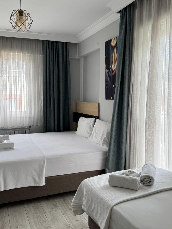 Iki Ayrı Yataklı Oda, Şehir Veya Dağ Manzaralı