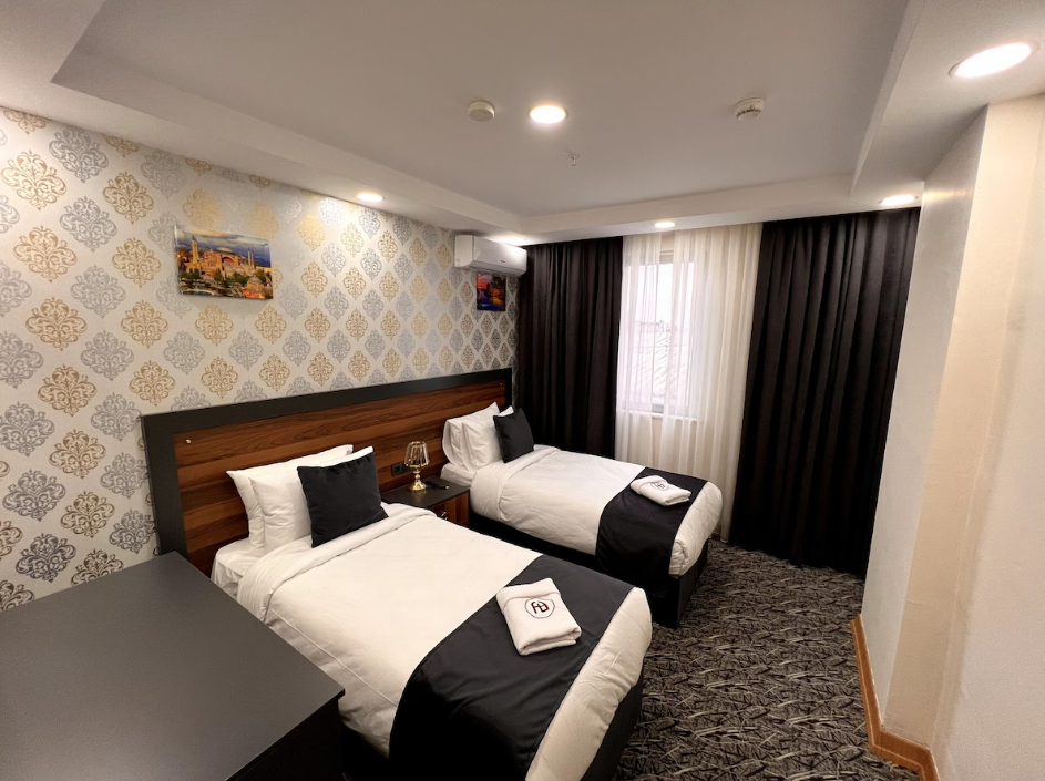 Standart Oda, Şehir Manzaralı