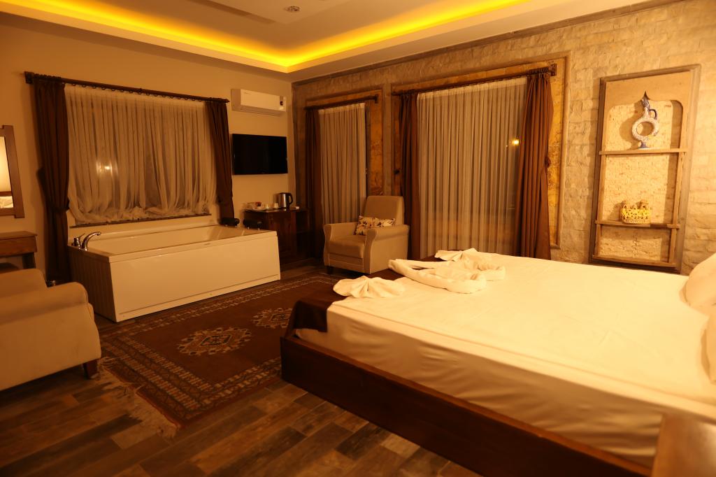 Junior Suit Oda (Jakuzi)