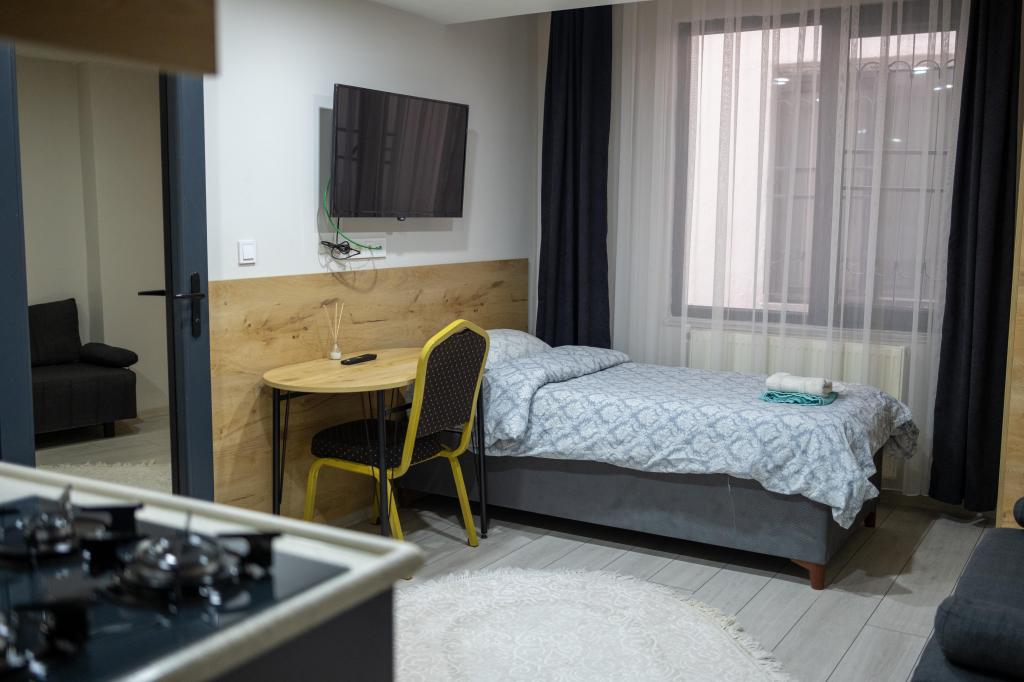 Economy Single Room (1 Person)