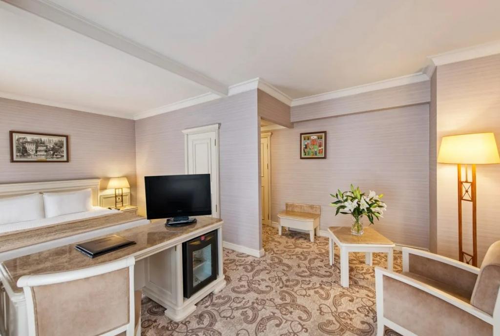 Junior Suit Oda, Şehir Manzaralı