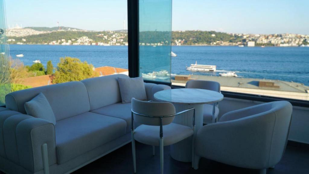 Presidential Suite Room, Bosphorus View (Kitchen)