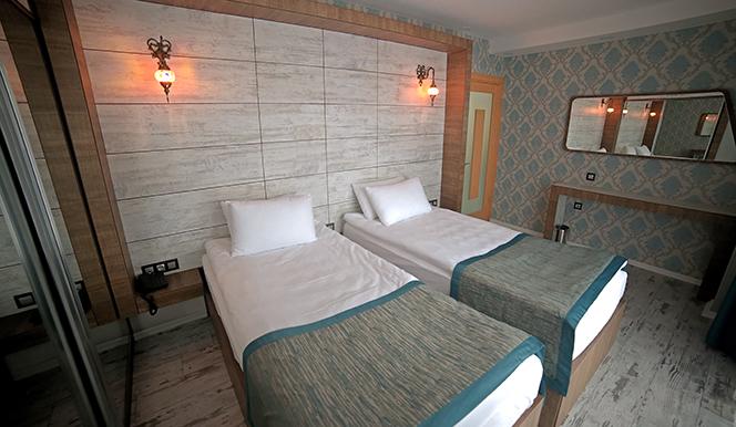 Suit Oda, Şehir Manzaralı (Balkonlu)