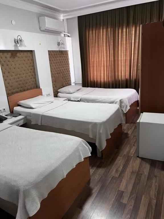 Triple,Şehir Manzaralı,Balkonlu