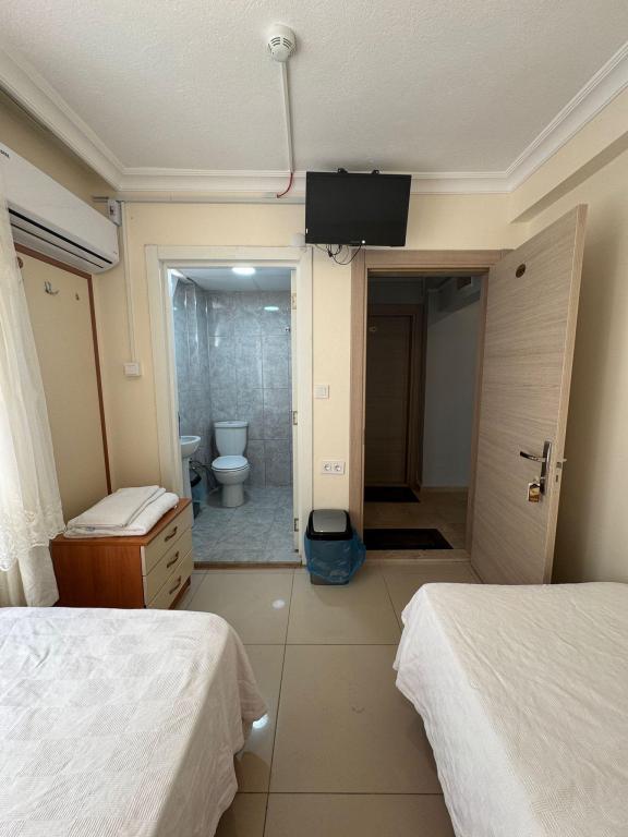 Standart Twin Oda,Kara Manzaralı,Balkonsuz