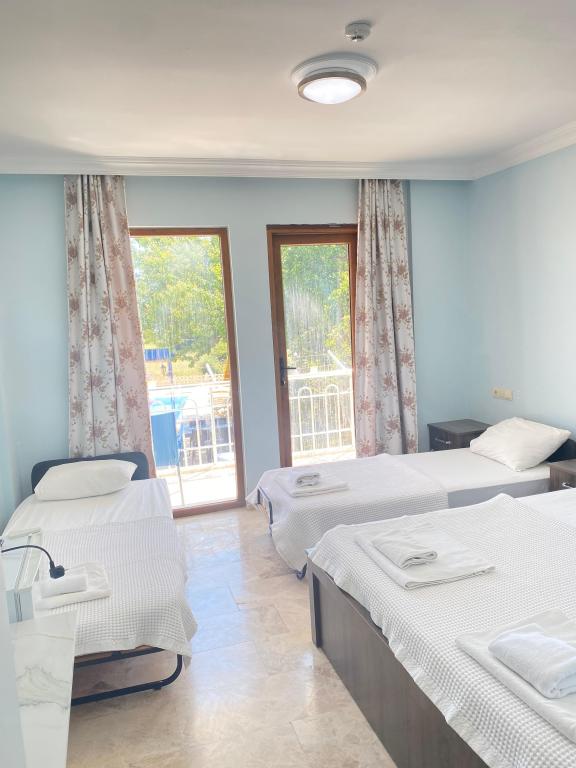 Family Room, Sea View