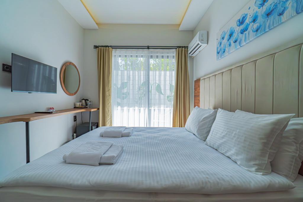 Standart Oda, Kara Manzaralı