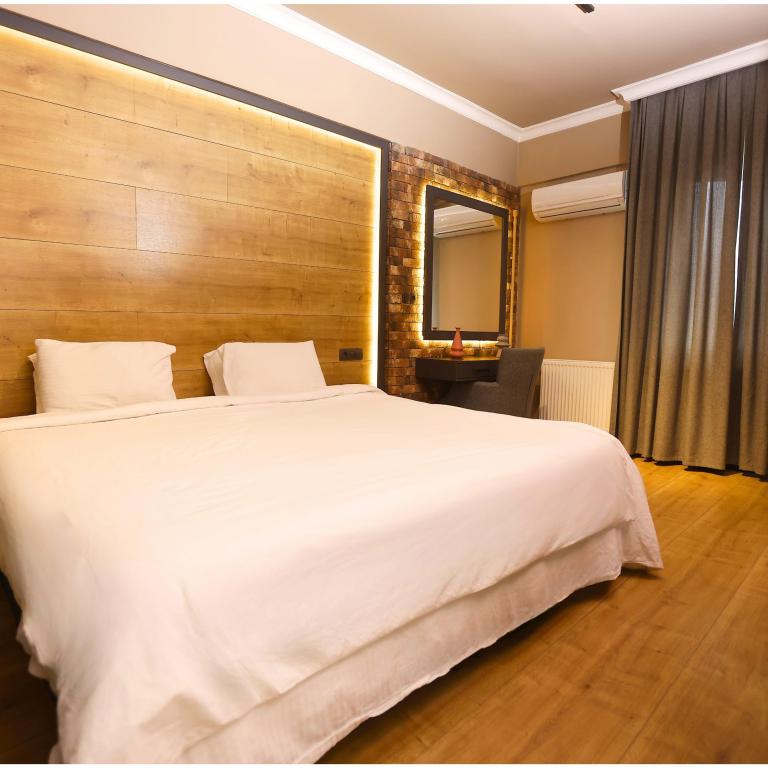 Deluxe Oda, Şehir Veya Dağ Manzaralı