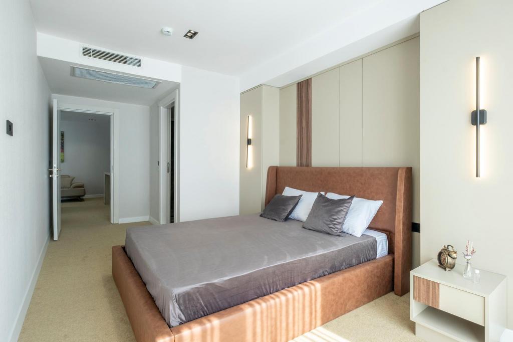 Aile Suit Odası, Şehir Manzaralı