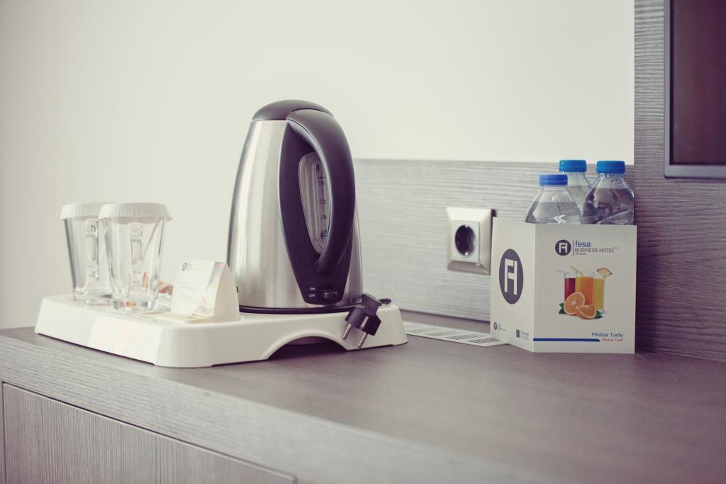 Family Room, City View