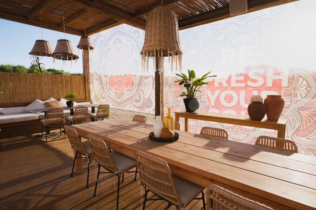 Beach Bar