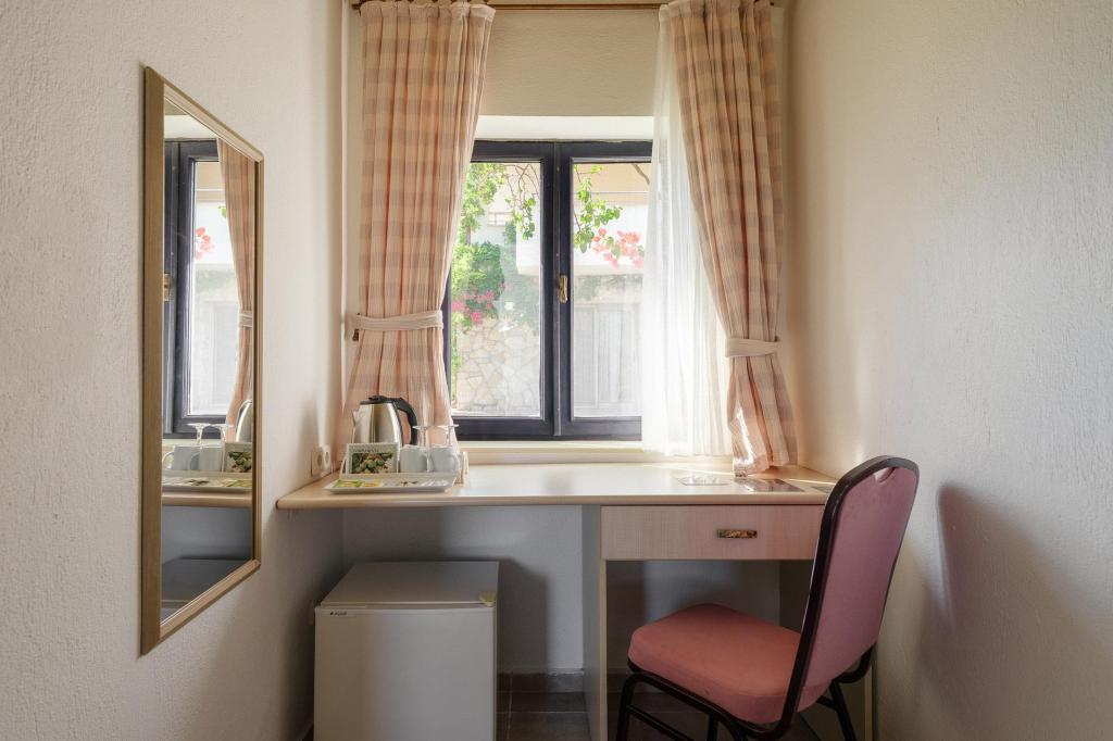 Standart Oda,Bahçe Manzaralı