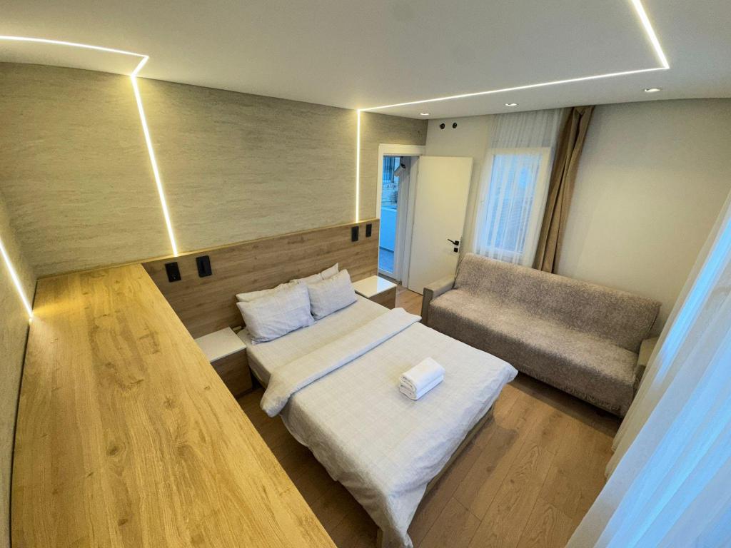 2 + 1 Daire,Dağ Manzaralı,2. Kat
