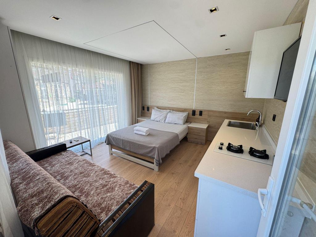 Superior Studio,Bahçe Manzaralı,Bahçe Katı
