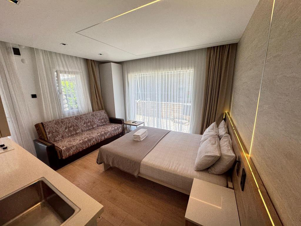 Superior Studio,Bahçe Manzaralı,Bahçe Katı