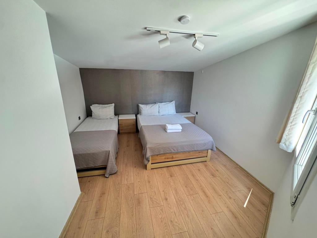 Suite 2 + 1 Oda,Dağ Manzaralı,Şömineli ve Balkonlu