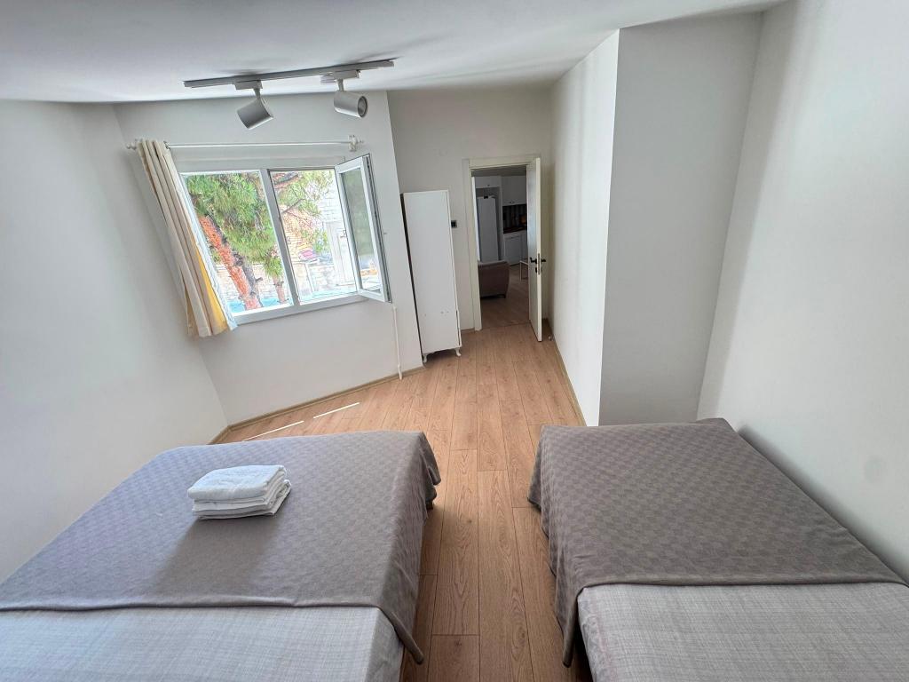 Suite 2 + 1 Oda,Dağ Manzaralı,Şömineli ve Balkonlu