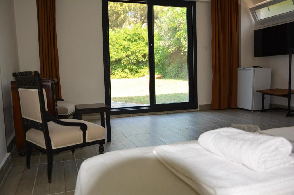 Studio,Havuz Manzaralı,Havuz Bağlantılı