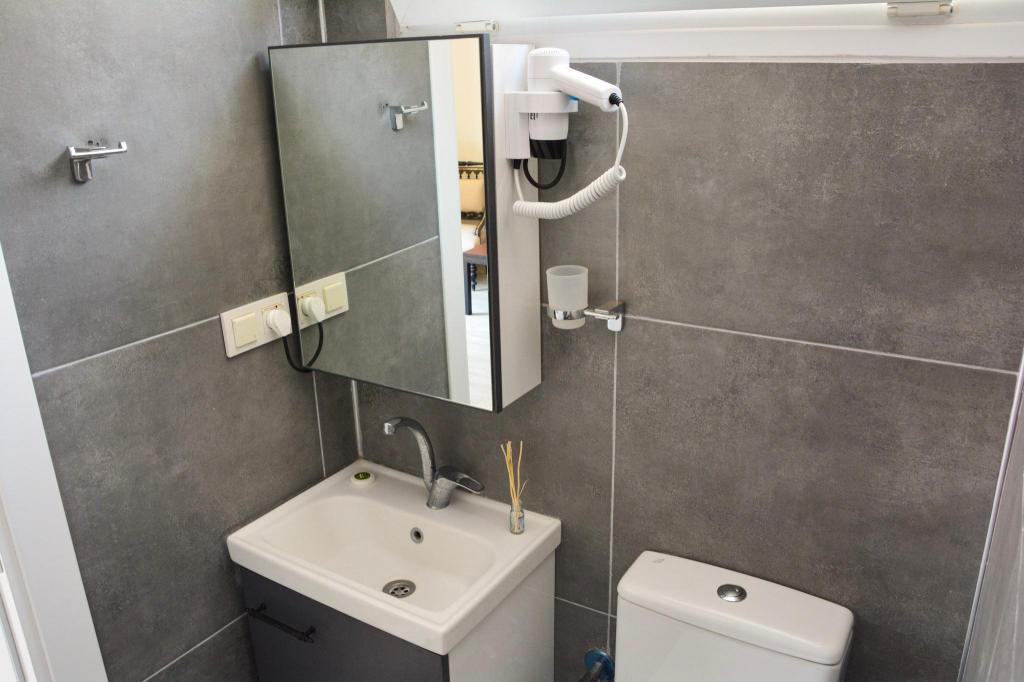 Studio,Havuz Manzaralı,Havuz Bağlantılı