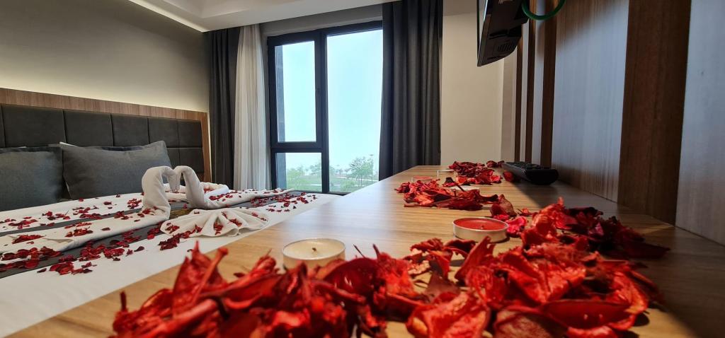 Deluxe Suit 1+1 Oda,deniz Manzaralı,balkonsuz